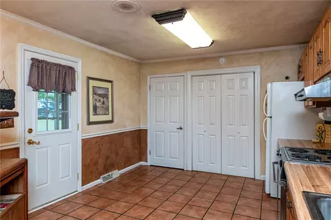 106 Dorr Cir, Easley, SC 29640 photo 13