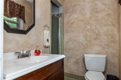 106 Dorr Cir, Easley, SC 29640 photo 19