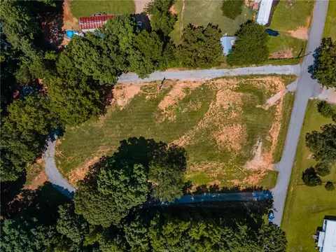 126 Lodge Rd, Pendleton, SC 29670 photo 4