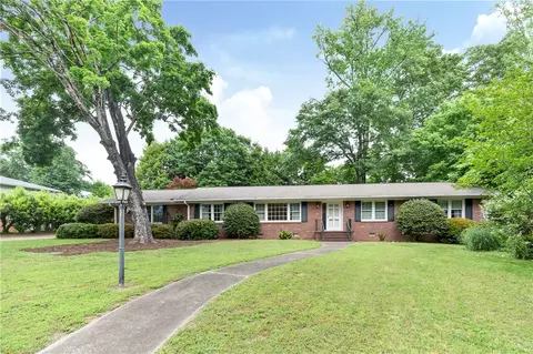 2806 Echo Trl, Anderson, SC 29621 photo 2