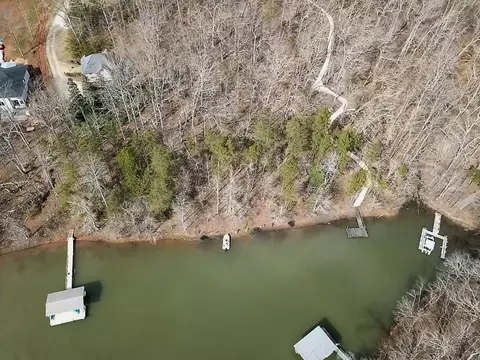 203 Sandy Point Dr, Anderson, SC 29625 photo 1