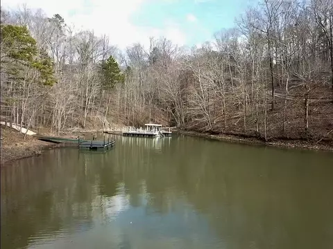 203 Sandy Point Dr, Anderson, SC 29625 photo 9