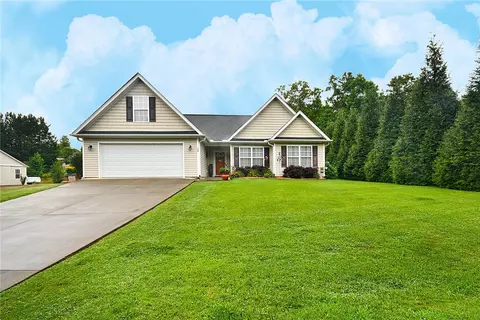 114 116 Soliel Way, Pendleton, SC 29670 photo 2