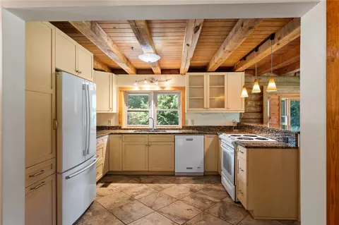 1005 Old Seneca Rd, Central, SC 29630 photo 6