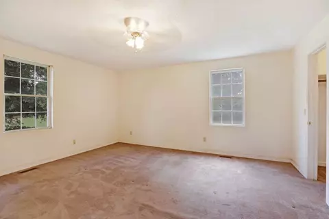 405 Eastview Dr, Pendleton, SC 29670 photo 9