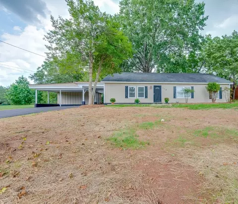 112 Oates Ave, Easley, SC 29640 photo 2