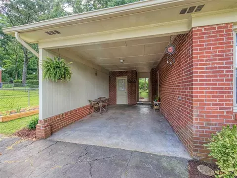209 Sylvia Rd, Easley, SC 29642 photo 2