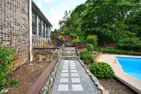 402 Mount Forest Cir, Easley, SC 29640 photo 34
