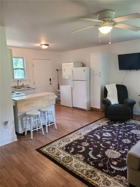401 Campbell Ave, Easley, SC 29640 photo 8
