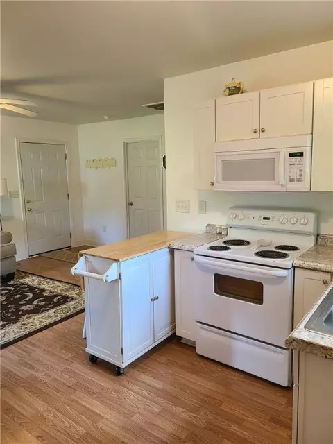 401 Campbell Ave, Easley, SC 29640 photo 6