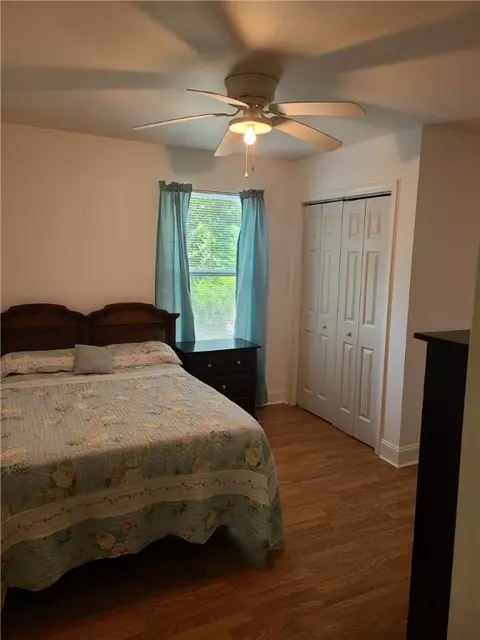 401 Campbell Ave, Easley, SC 29640 photo 10
