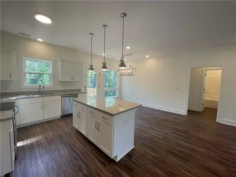 806 Brock St, Central, SC 29630 photo 8