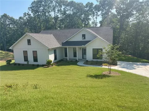 806 Brock St, Central, SC 29630 photo 4