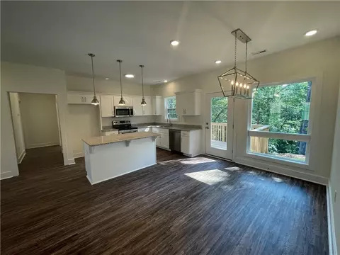 806 Brock St, Central, SC 29630 photo 11
