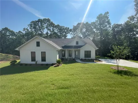 806 Brock St, Central, SC 29630 photo 1