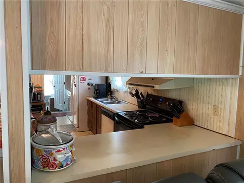 4411 Old Easley Bridge Rd, Easley, SC 29642 photo 9