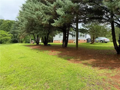 4411 Old Easley Bridge Rd, Easley, SC 29642 photo 29