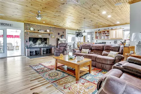 2045 Five Forks Rd, Pendleton, SC 29670 photo 12