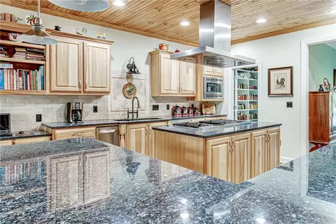 2045 Five Forks Rd, Pendleton, SC 29670 photo 8