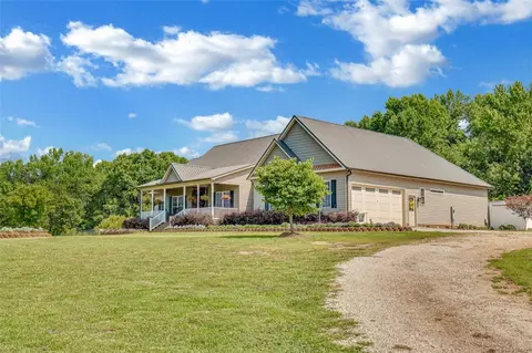 2045 Five Forks Rd, Pendleton, SC 29670 photo 4