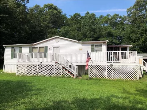143 Pendleton Woods Cir, Central, SC 29630 photo 3