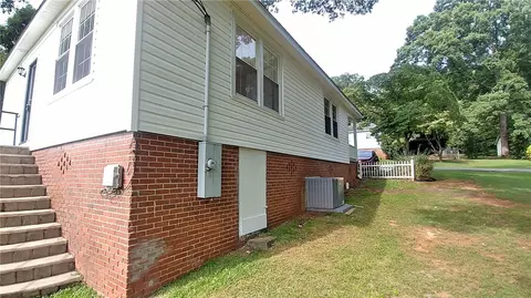 219 Mountain Crest Dr, Easley, SC 29640 photo 30