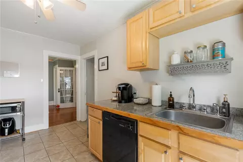 127 W Main St, Pendleton, SC 29670 photo 9