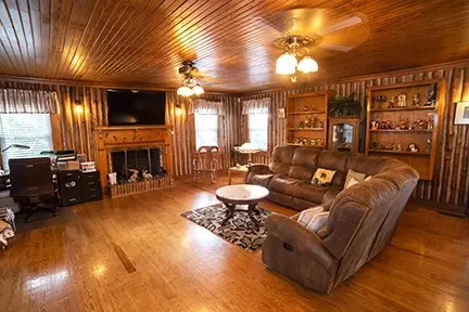 900 Lakeside Dr, Anderson, SC 29621 photo 13