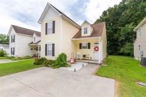 108 Crown Ct, Williamston, SC 29697 photo 1