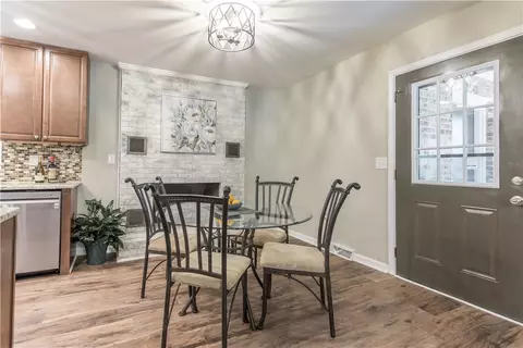 108 Laurel Dr, Pendleton, SC 29670 photo 5