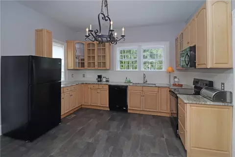 100 Hill St, Easley, SC 29640 photo 13