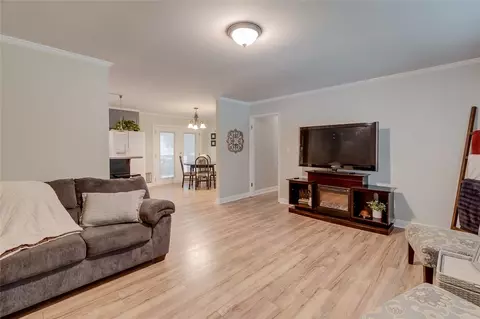 112 Eisenhower St, Easley, SC 29642 photo 5