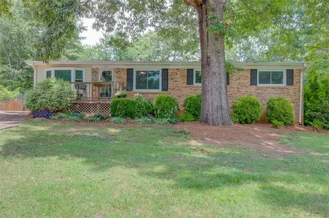 112 Eisenhower St, Easley, SC 29642 photo 1