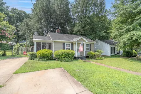 109 Augusta St, Easley, SC 29640 photo 2