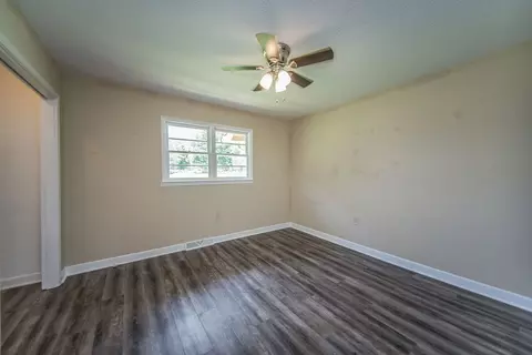 131 W Old Pendleton Rd, Central, SC 29630 photo 21