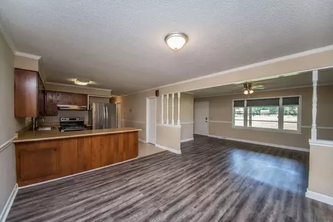 131 W Old Pendleton Rd, Central, SC 29630 photo 14