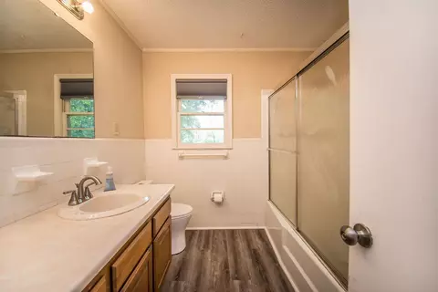 131 W Old Pendleton Rd, Central, SC 29630 photo 20