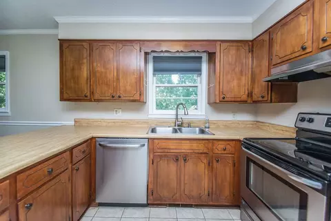 131 W Old Pendleton Rd, Central, SC 29630 photo 17