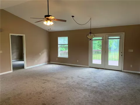 412 E Crescent Dr, Seneca, SC 29678 photo 8