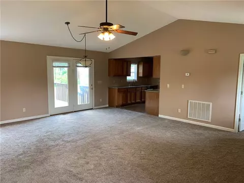 412 E Crescent Dr, Seneca, SC 29678 photo 10