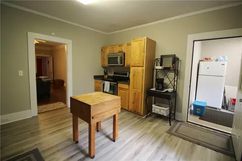922 Cherry St, Pendleton, SC 29670 photo 9