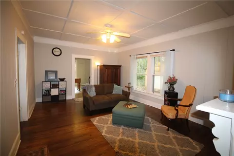 922 Cherry St, Pendleton, SC 29670 photo 7
