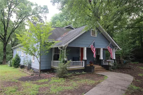 922 Cherry St, Pendleton, SC 29670 photo 1