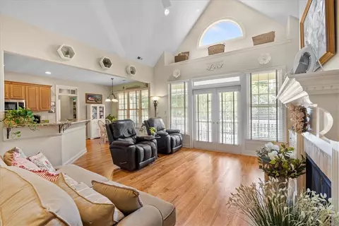 3904 Turnberry Loop, Seneca, SC 29678 photo 10