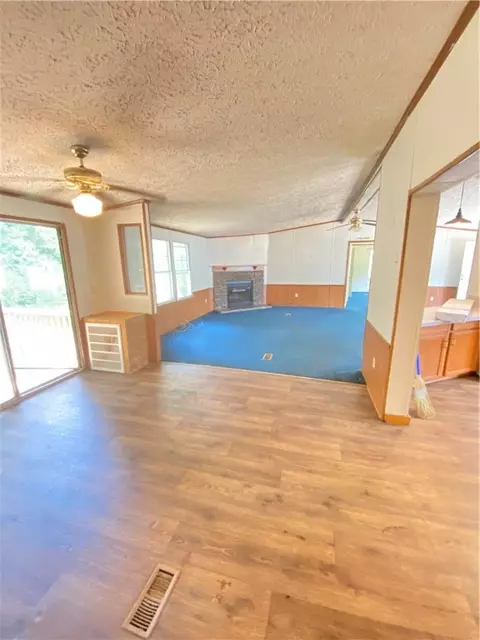 233 Forest Ln, Starr, SC 29684 photo 9