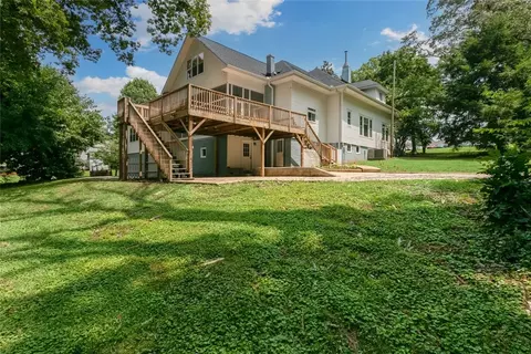 719 E Cedar Rock St, Pickens, SC 29671 photo 2