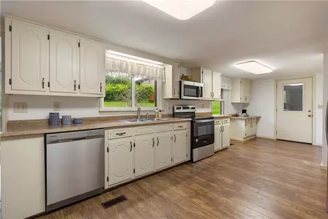 295 A Sullivan Rd, Walhalla, SC 29691 photo 15
