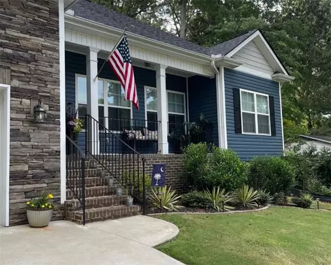 108 Mcarthur St, Easley, SC 29642 photo 2