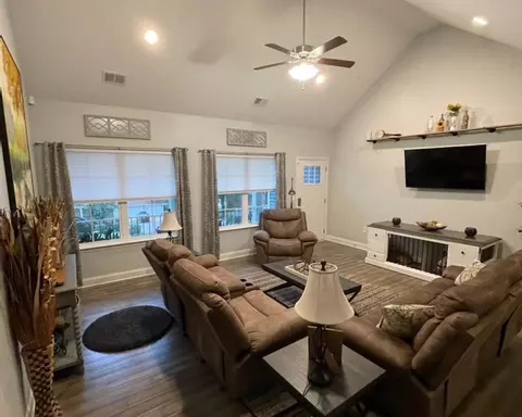 108 Mcarthur St, Easley, SC 29642 photo 6