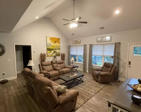 108 Mcarthur St, Easley, SC 29642 photo 8